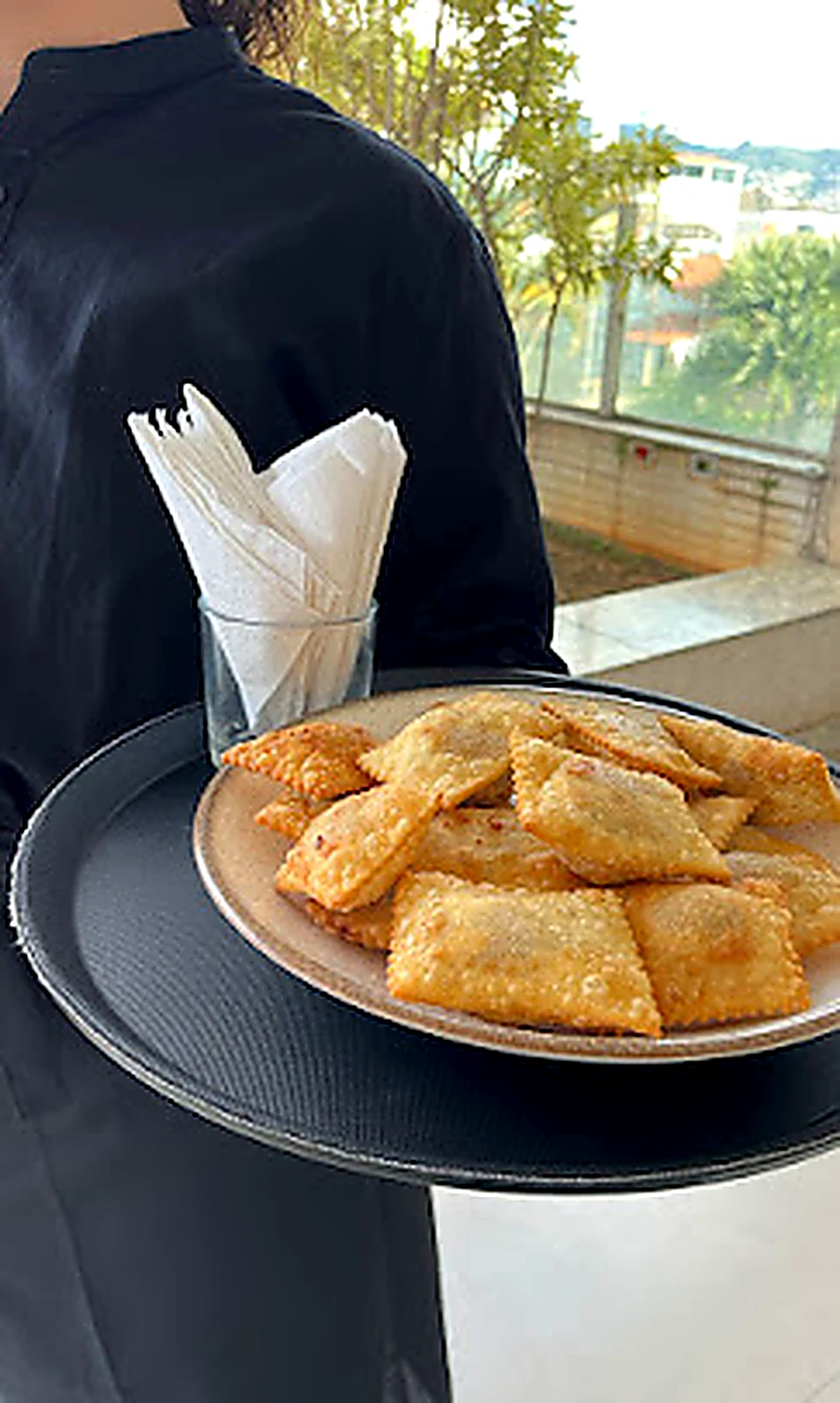 Quantidade de comida por pessoa em evento: como calcular sem exagero